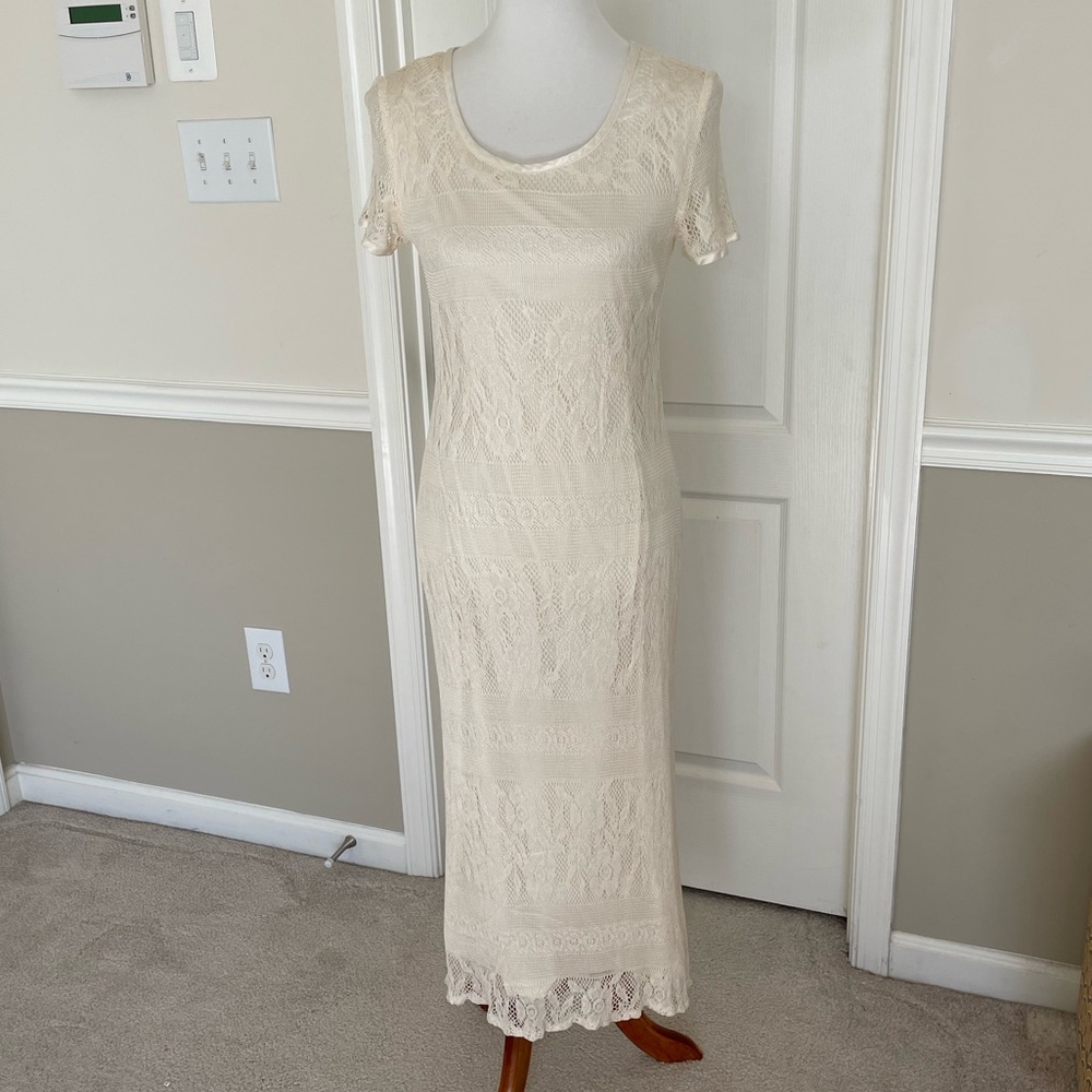 Vintage Lace Sheath Dress 80’s - 90’s